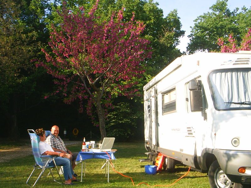 Camping le Pontet, aire de service camping-car