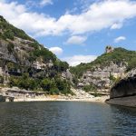 © Canoë - kayak de Châmes à St Martin d'Ardèche - 24 km 1 jour avec ABACA / Ardèche Aventure - ARDECHE AVENTURE