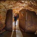 © Dégustation œnologique à 50 mètres sous terre et visite de la Grotte - ©Rémi Flament - Aven d'Orgnac