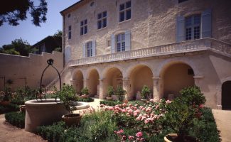 Maison des Chevaliers - Museum van Heilige Kunst van de Gard