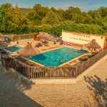 © Camping le Coin Charmant - CAMPING LE COIN CHARMANT piscine