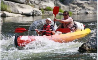 Kano - Kajak van Vogüé naar Balazuc - 6 km met Balazuc Loisirs