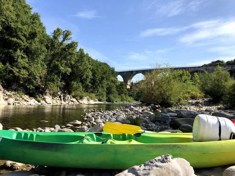 Kano - Kajak van Vogüé naar St Martin d'Ardèche - 60 km / 3 dagen met Rivière et Nature