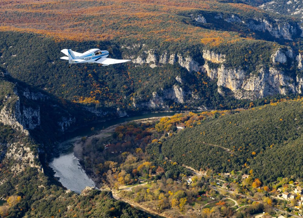 Survol des Gorges en avion - L'ardeche vue du ciel