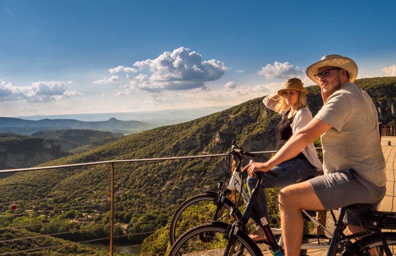 Vélo Gorges Ardèche ©Marina Geray