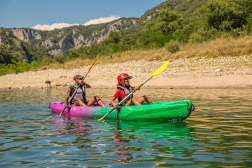 Canoë en famille sur l'Ardèche©Marina Geray